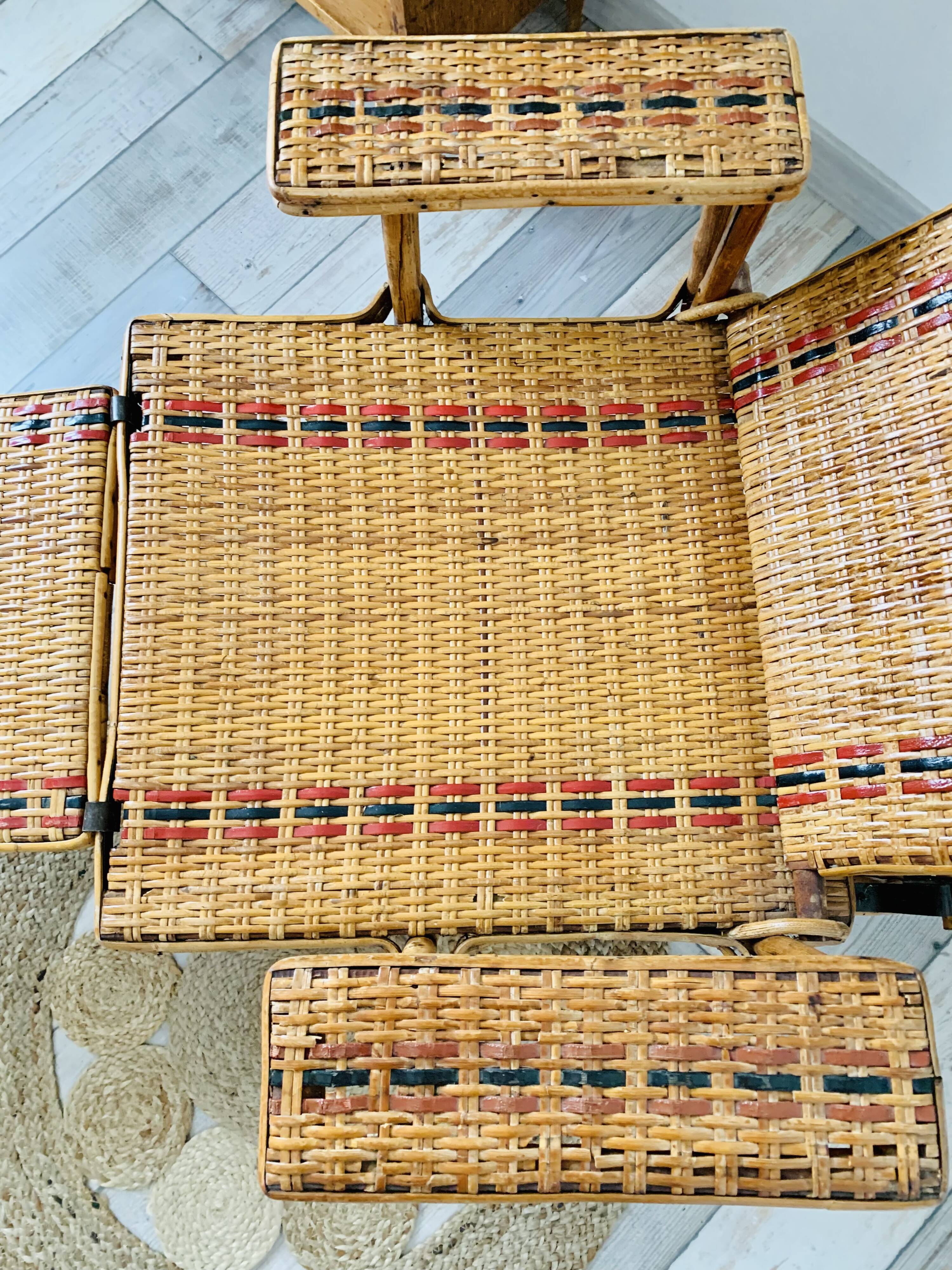 Antique chaise longue