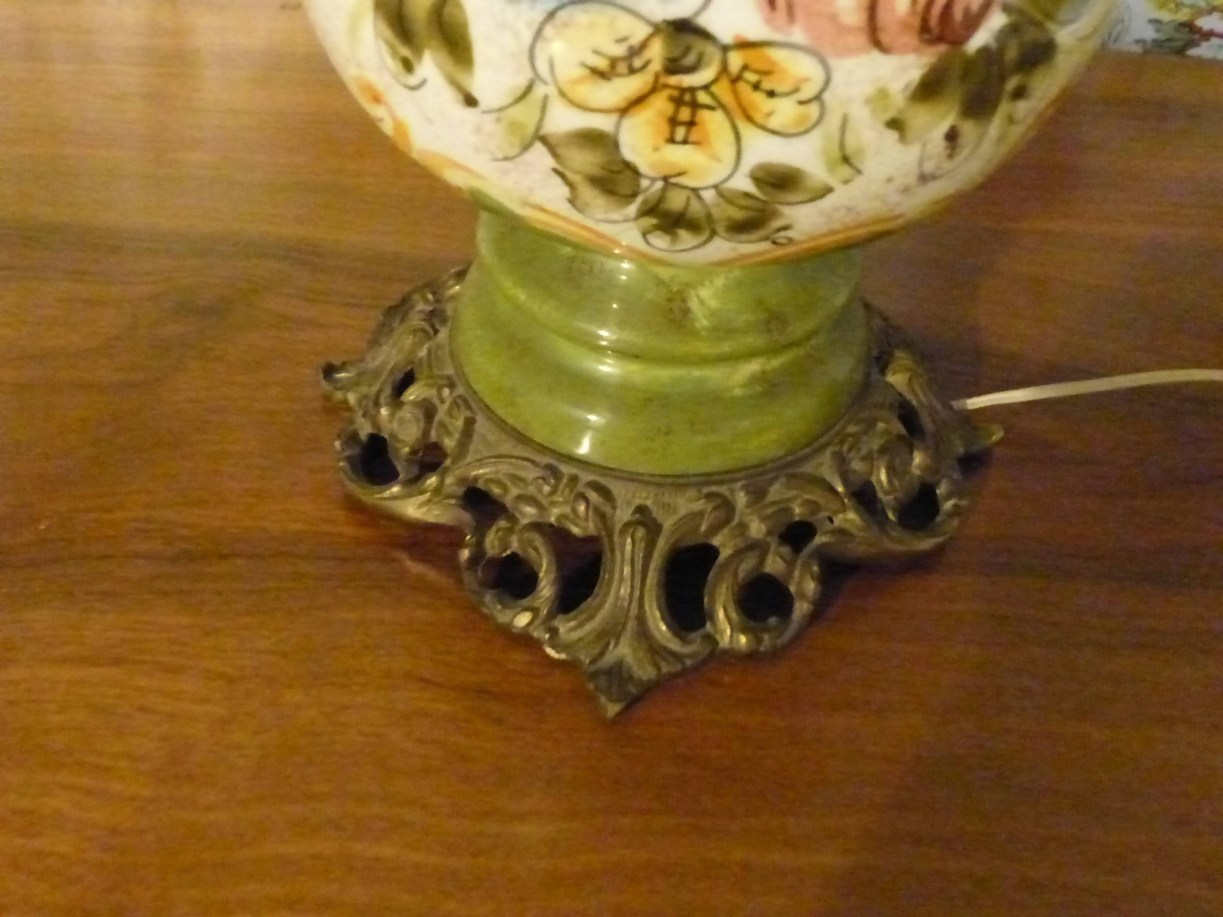 Painted ceramic lamp & lampshade glass lace