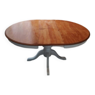 Round table