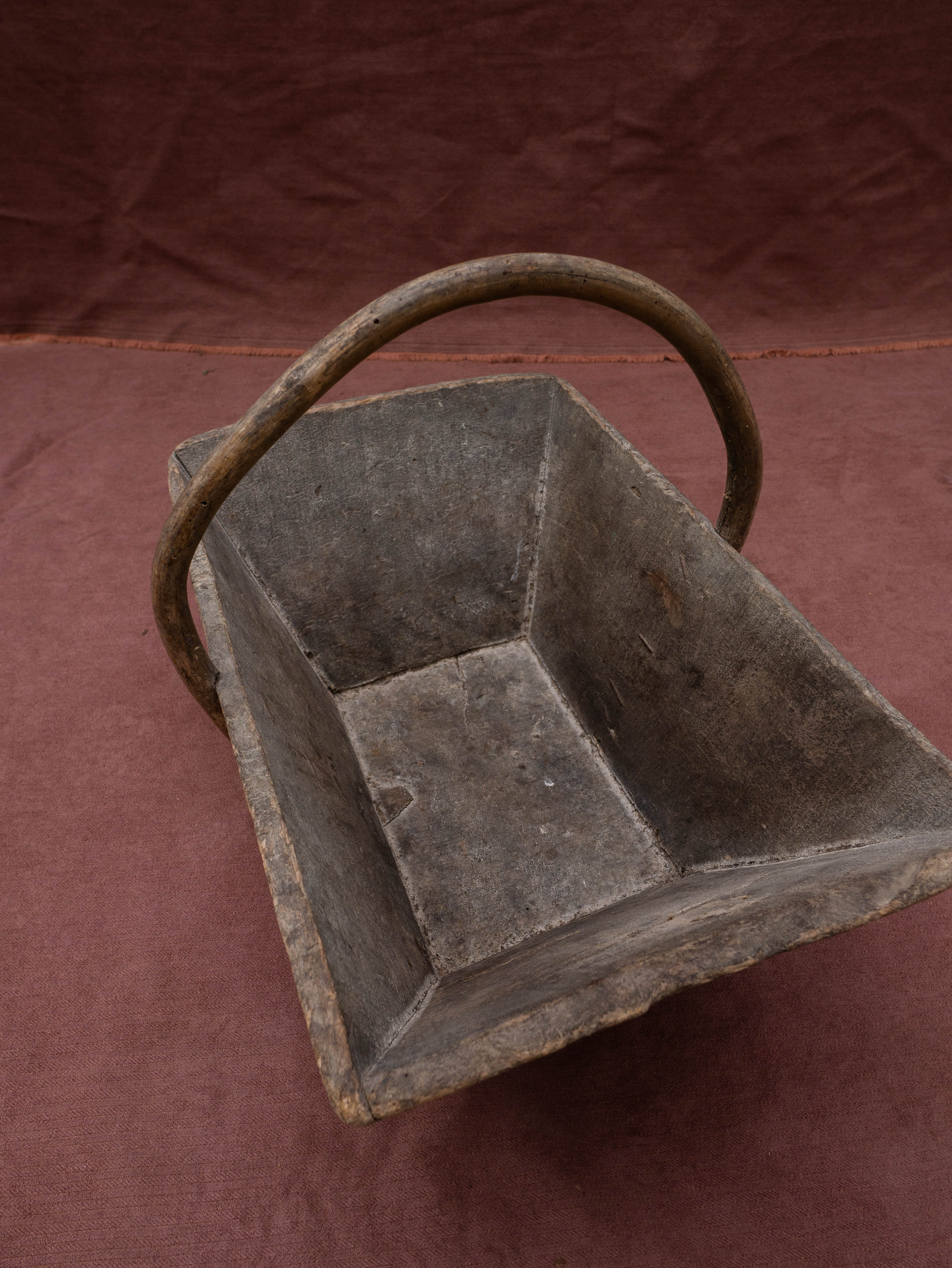 Raw wooden basket for harvest