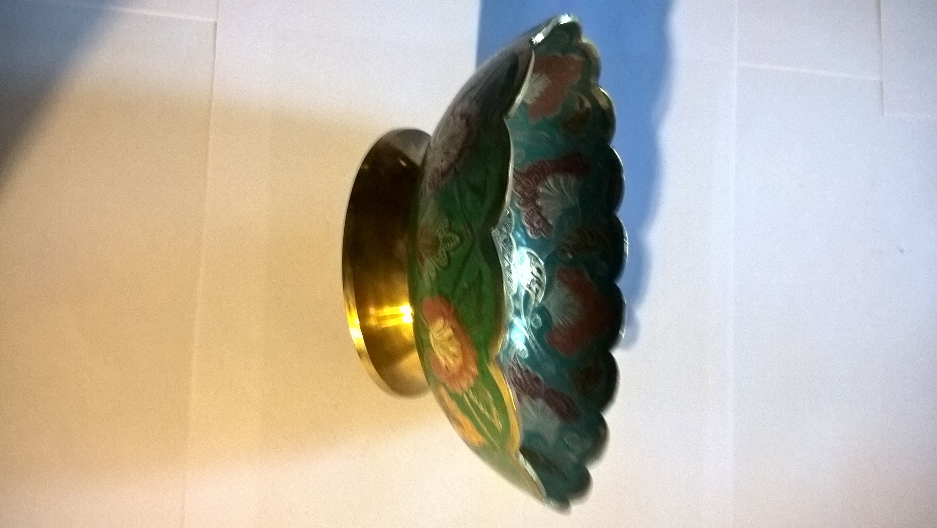Empty enamelled brass pocket with several Asian style colors
