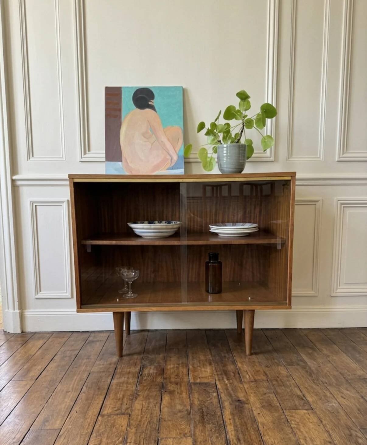 Enfilade vitrée vintage en placage de teck