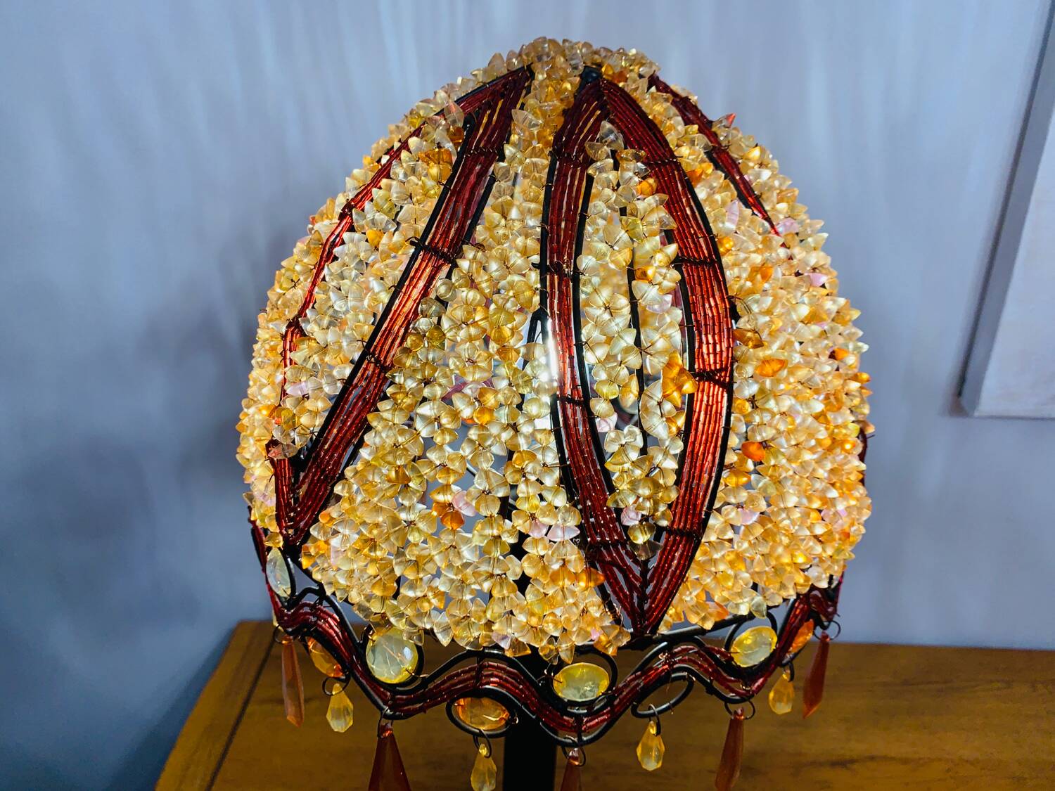 Art deco style table lamp