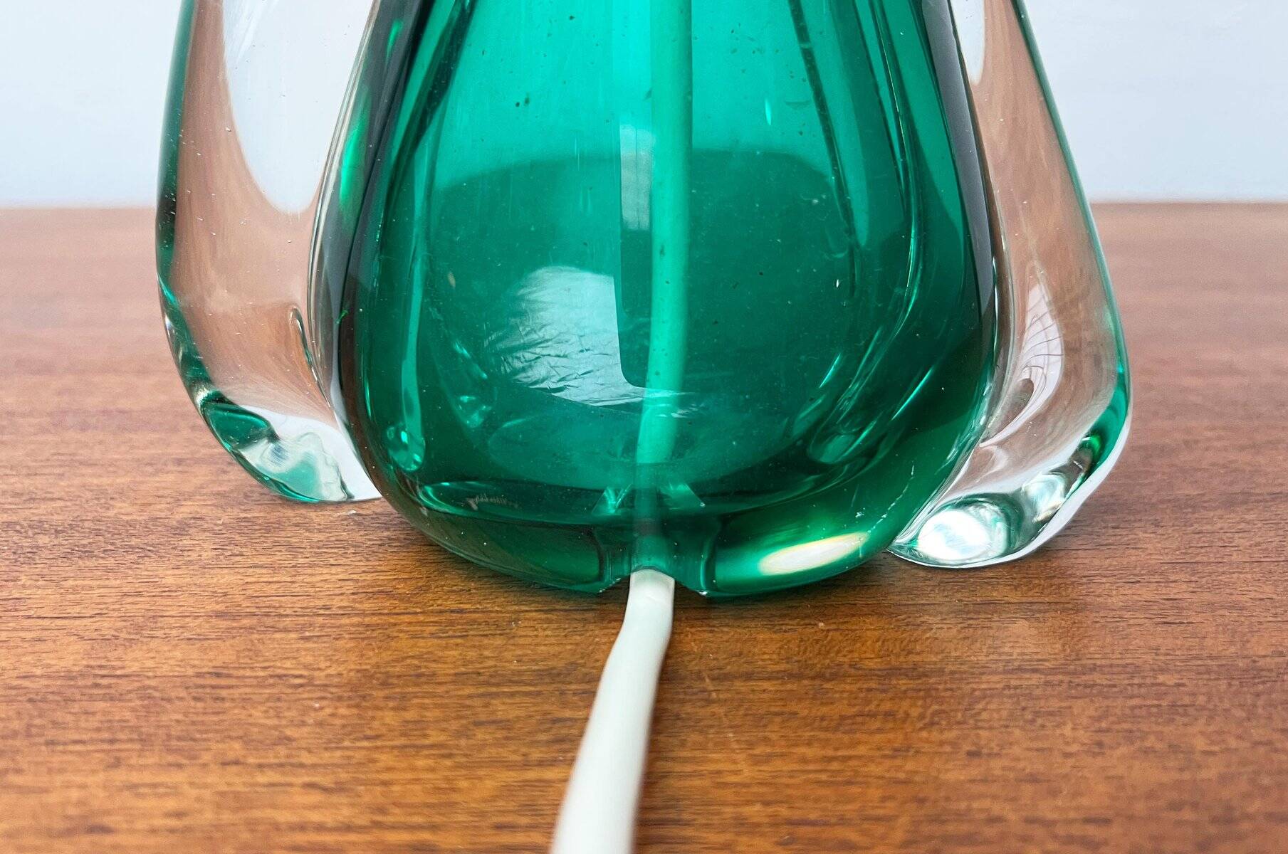 Mid-century Italian Murano glass table lamp from the 1950s.