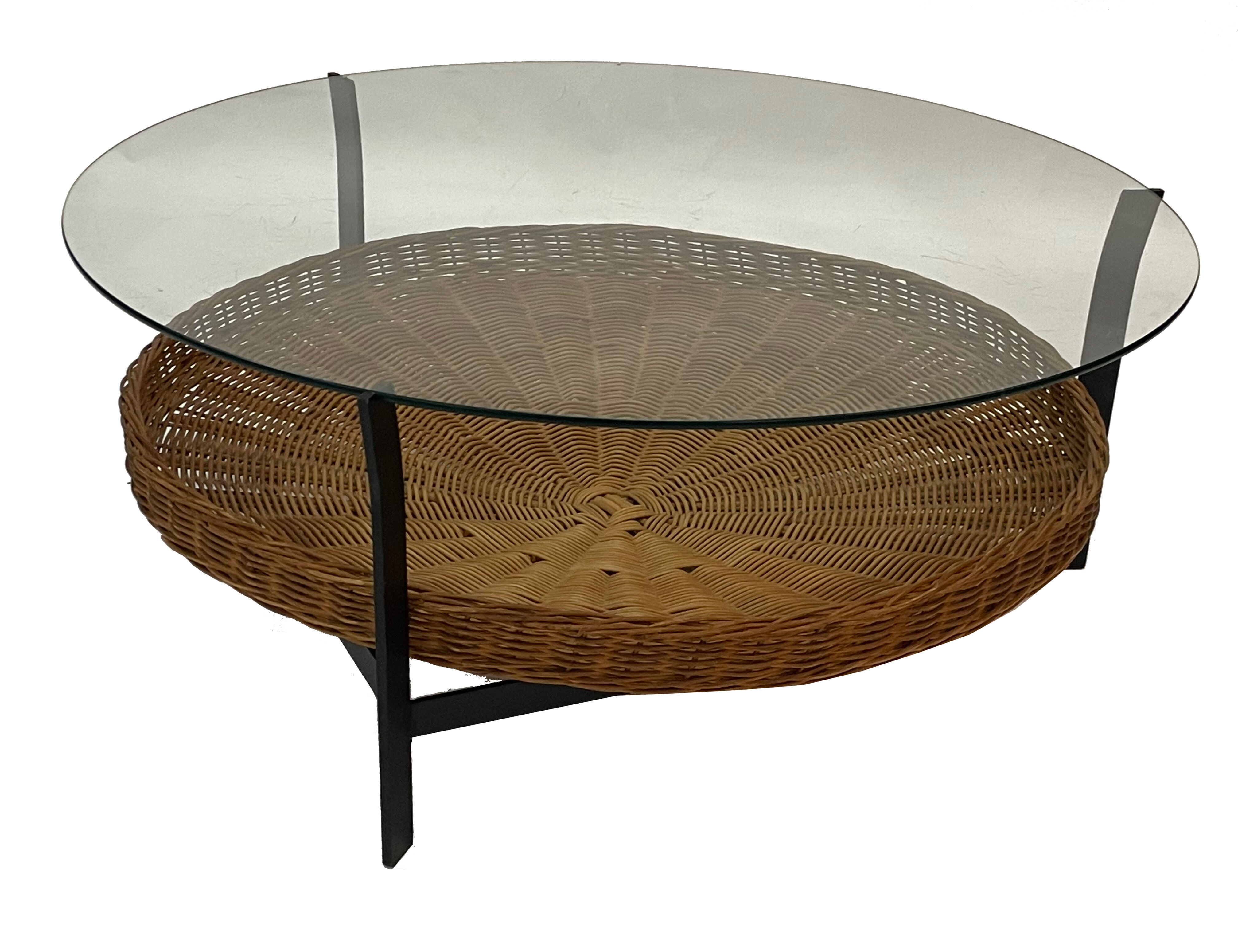 Table basse vintage minimaliste rotin métal verre 1960