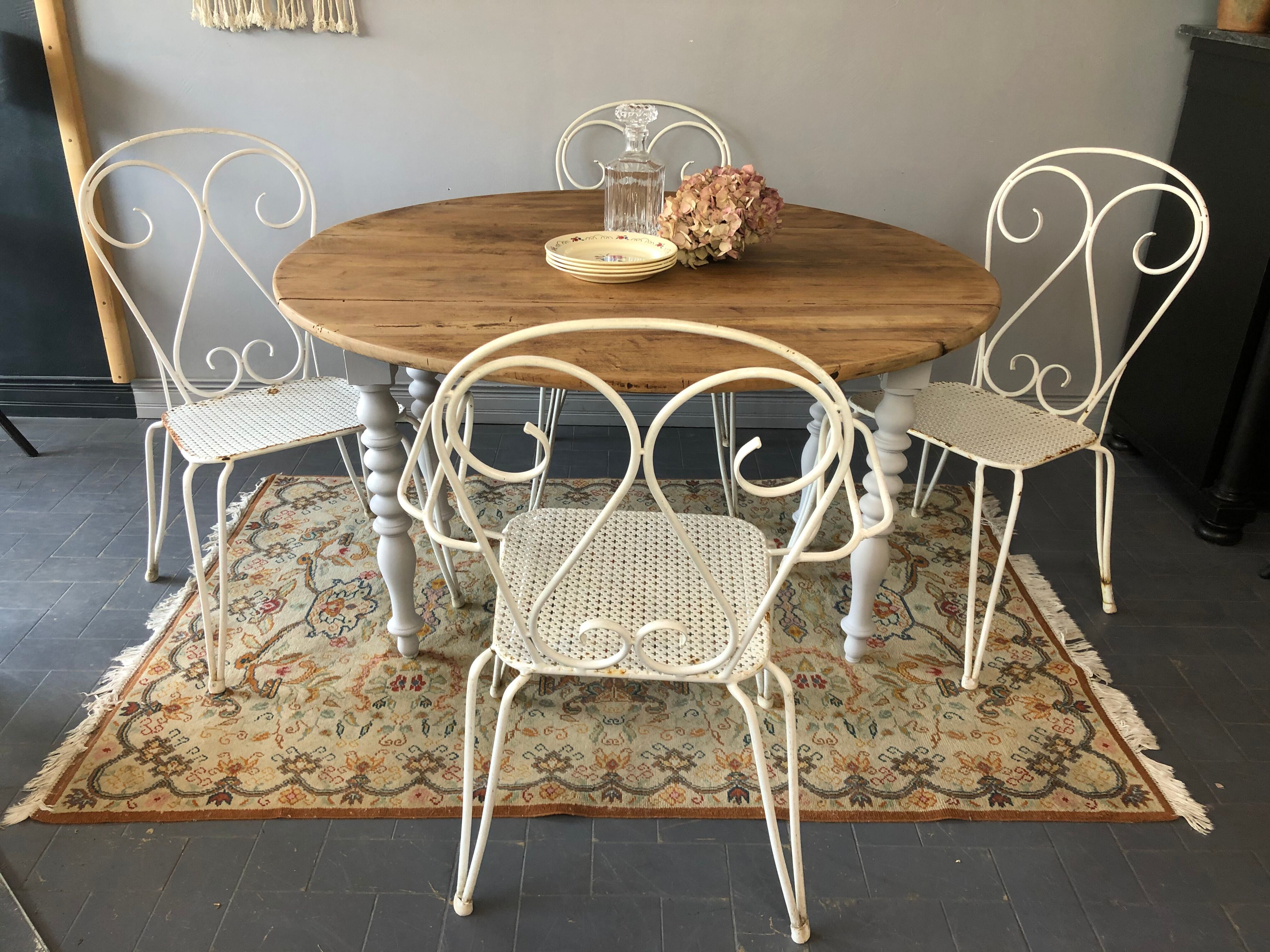 Old flap round table