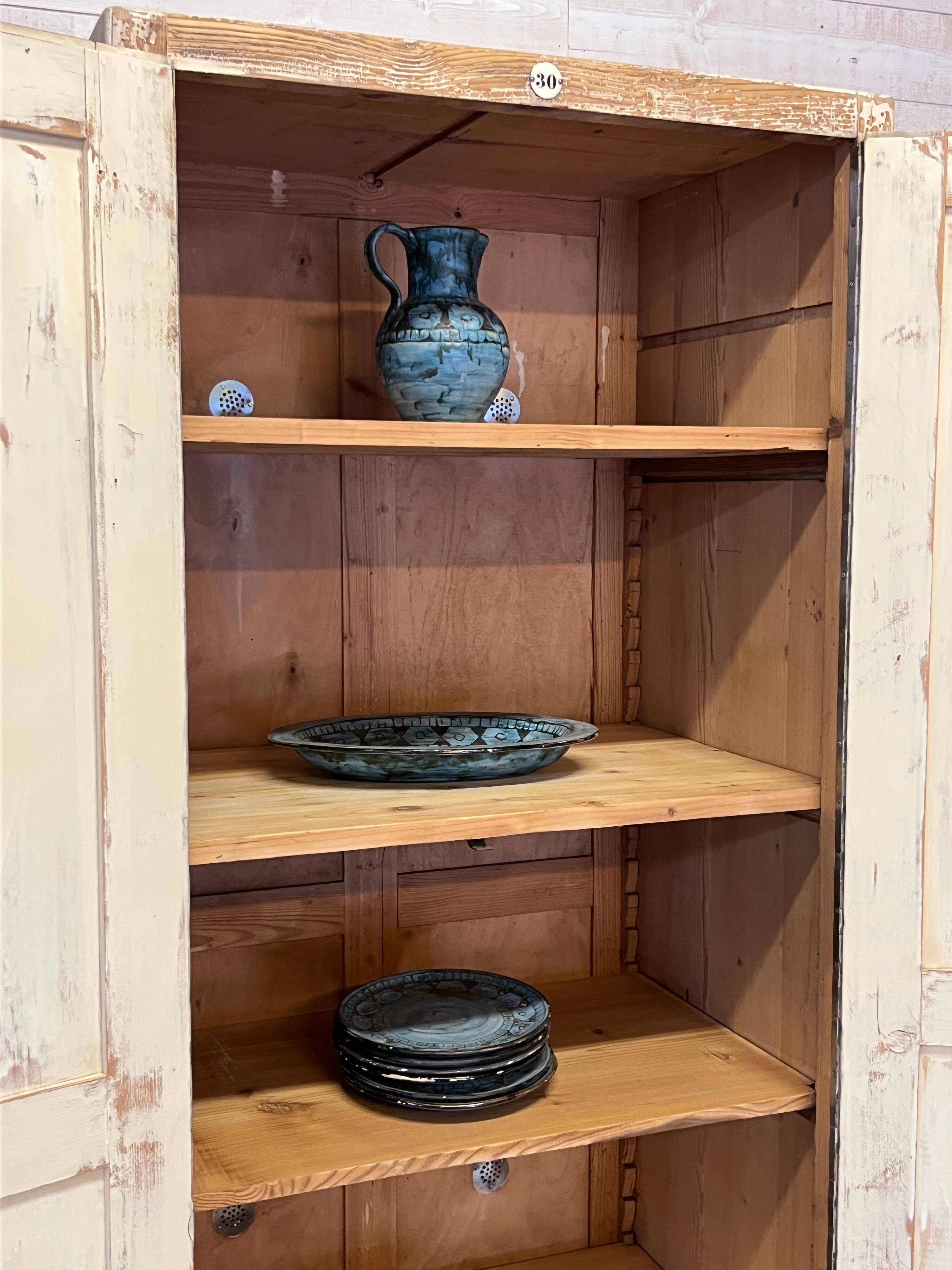 Antique patinated cloakroom