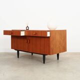 Buffet danois en teck édité par Denka, années 1970