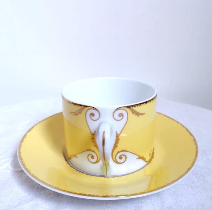 Tea cup Follement by Christian Lacroix