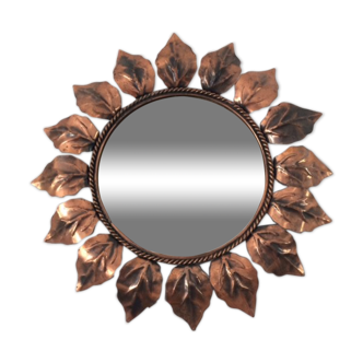 Vintage sun mirror in coppery metal 41x41cm
