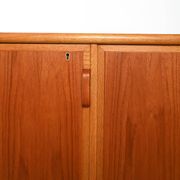 Buffet haut scandinave, années 1950/60, chêne et teck, trois portes
