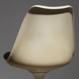 Knoll Saarinen Tulip Chair Green