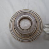 Carafe ancienne corps ondulé en verre décor filets or