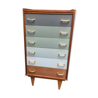 Dresser 50