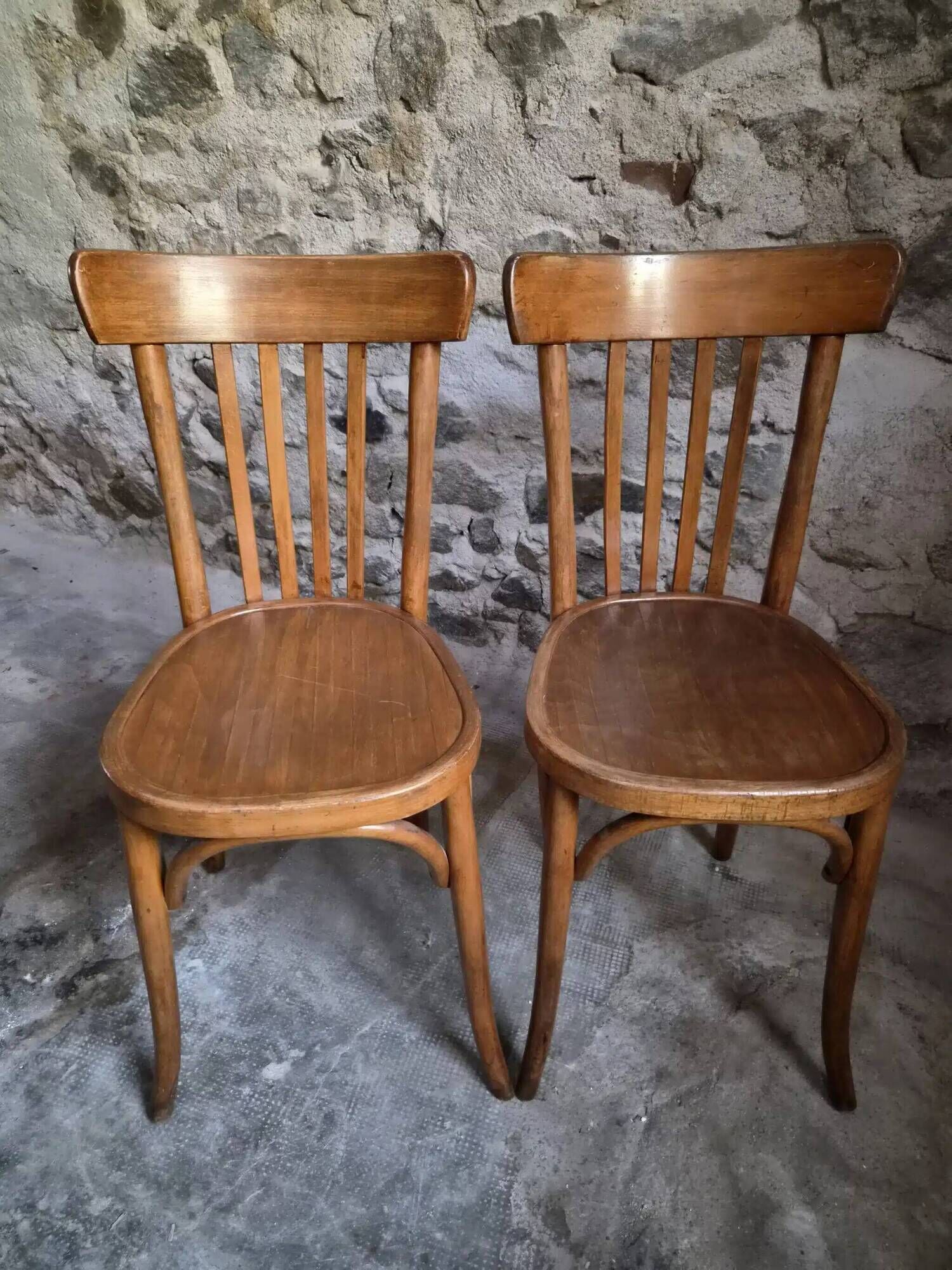 Set of 4 antique French bistro chairs by Mahieu & Guillaume, circa 1930.