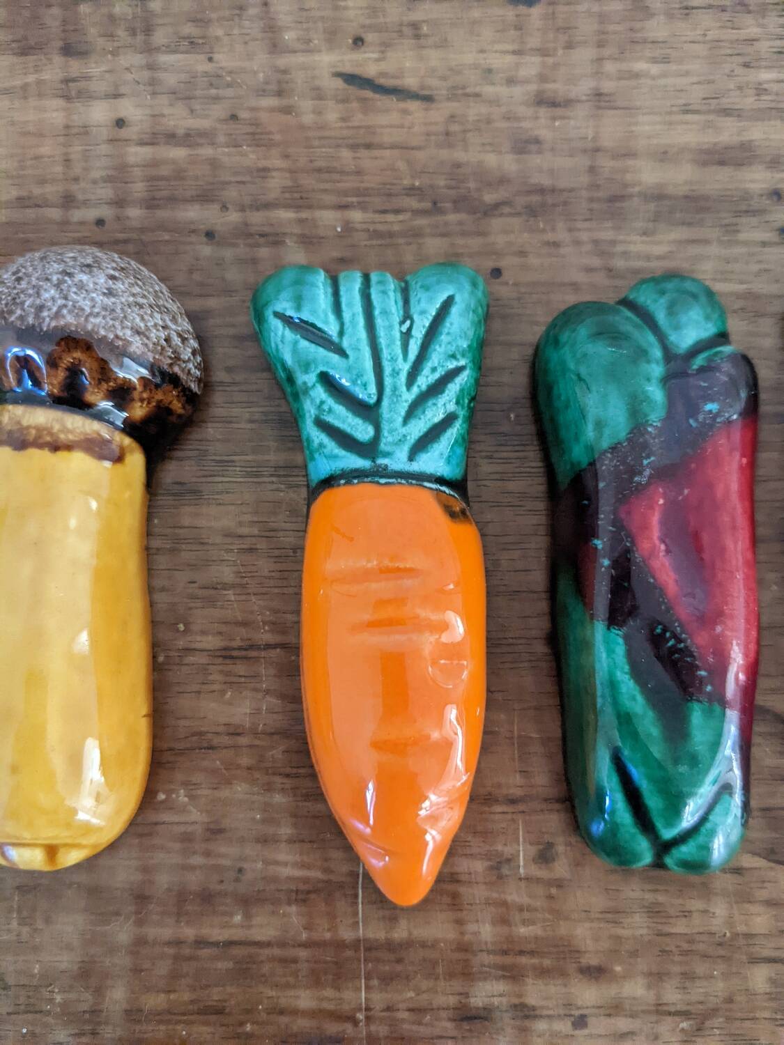 Vegetable knife holders