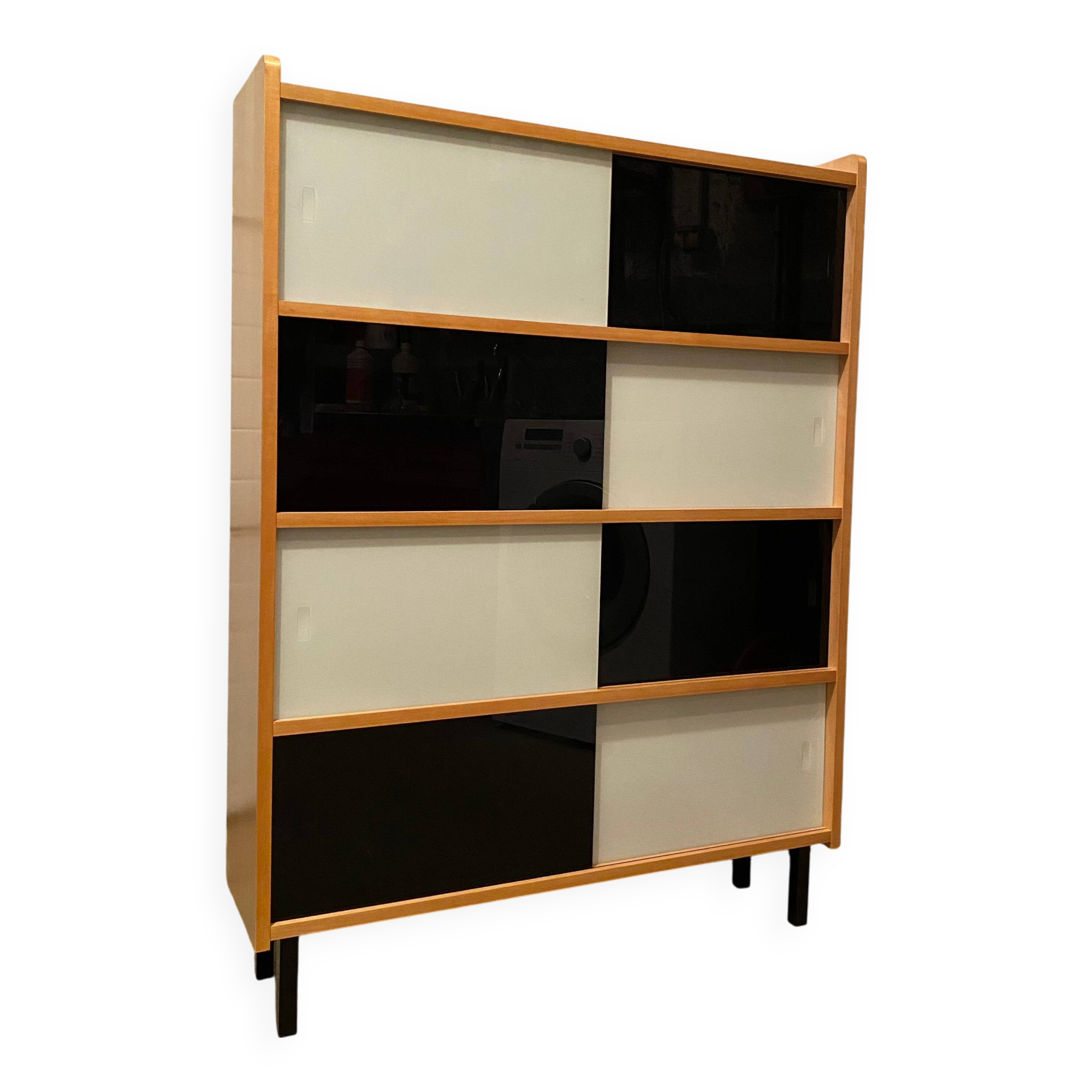 Vintage bookcase/display cabinet