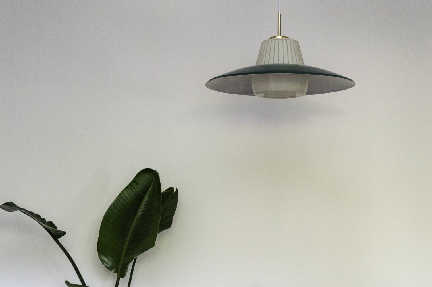 Vintage pendant light, opaline