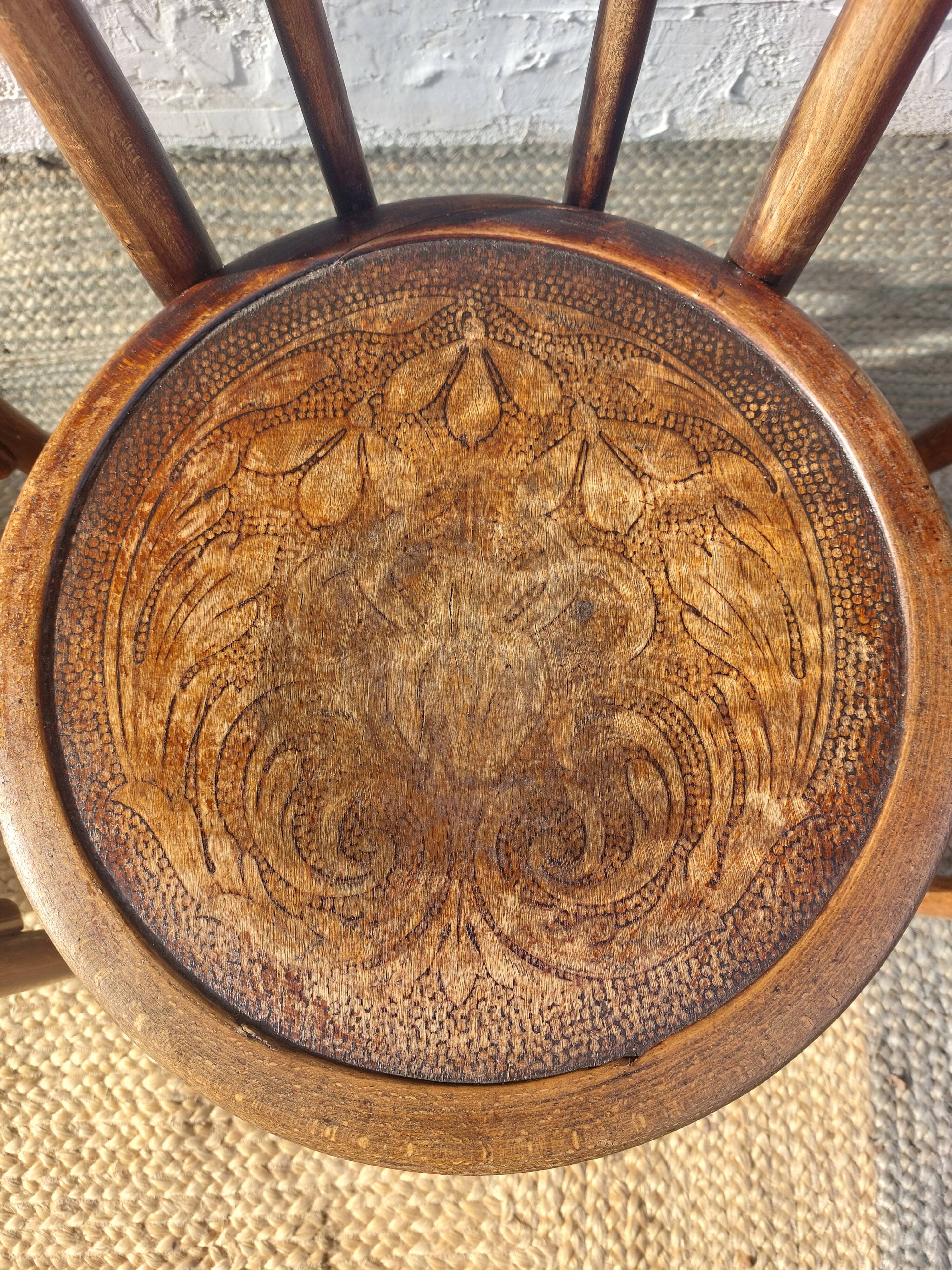 Set of 5 Buchon bistro chairs in curved wood