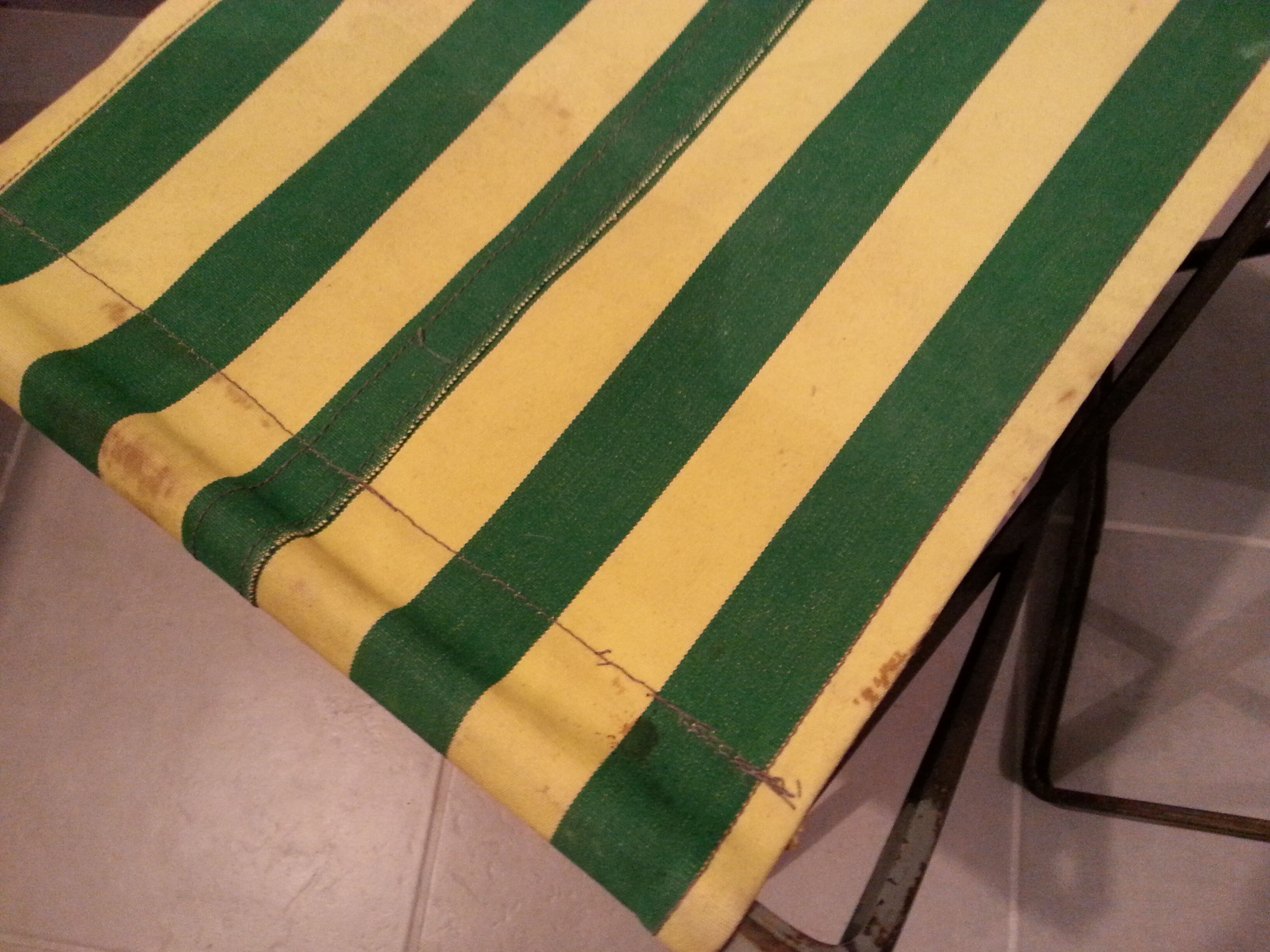 Lot vintage metal foldable stools