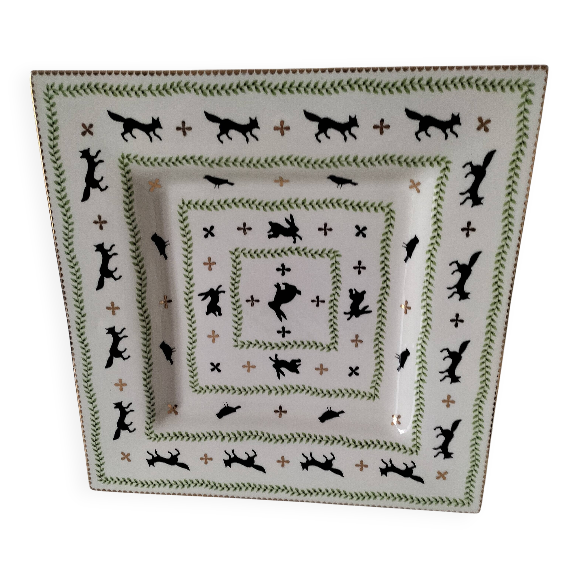 Large square dish RB Bernarda with animal decoration.