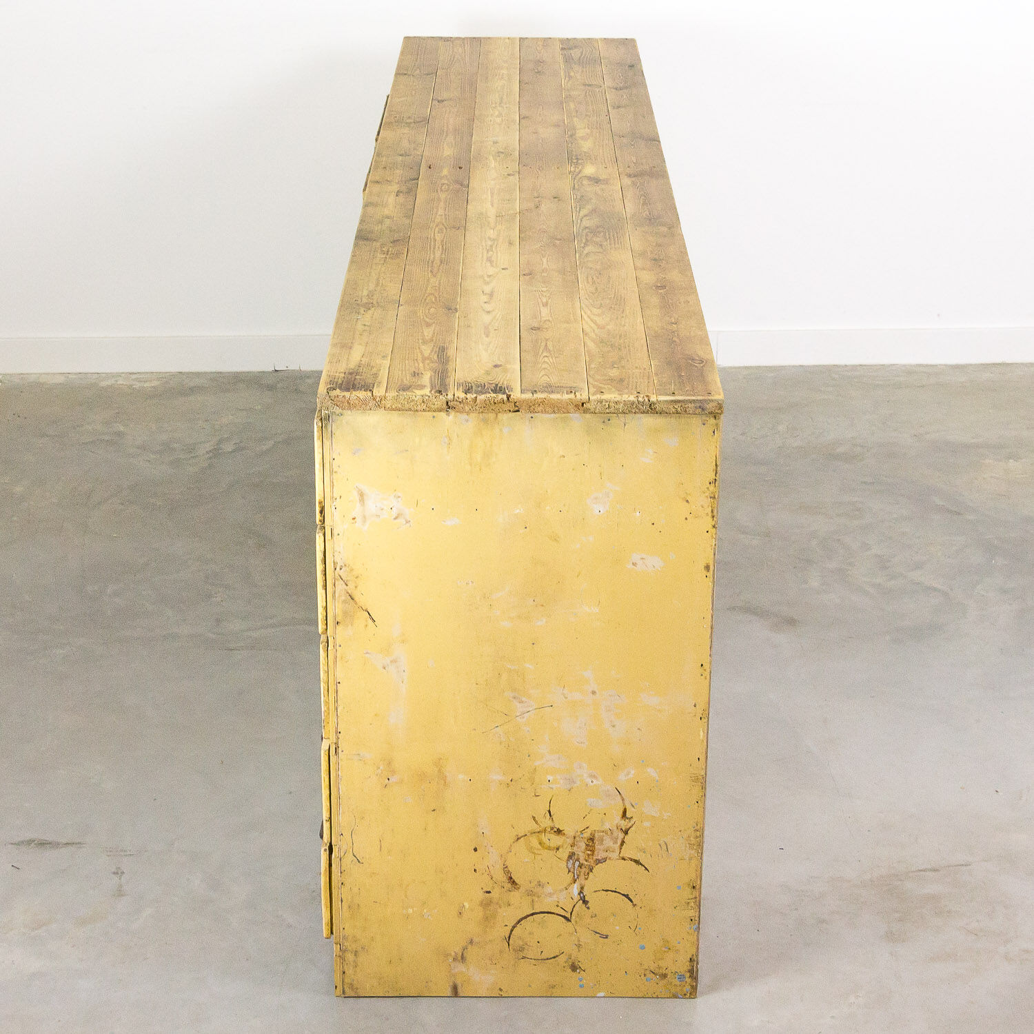 Bank of drawers large