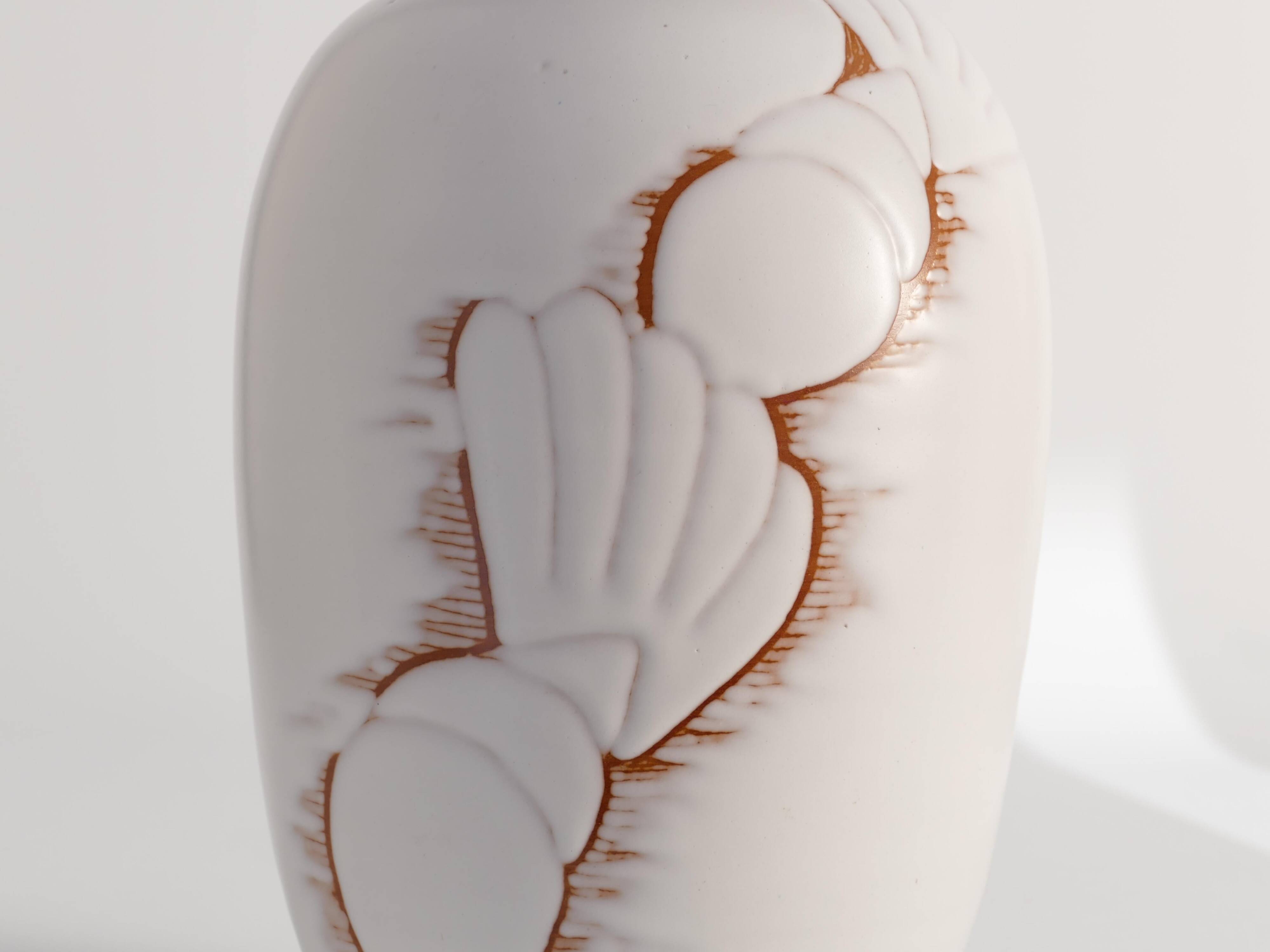 Art Deco White Seashell Motif Table lamp By Anna Lisa Thomson, Upsala Ekeby