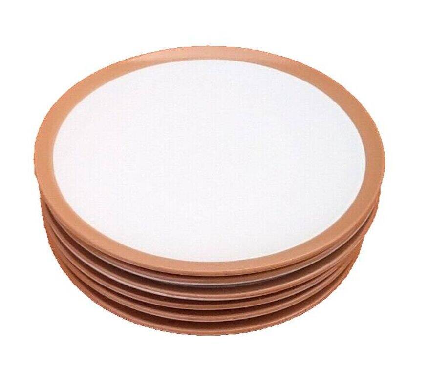 6 large flat plates. Glazed stoneware