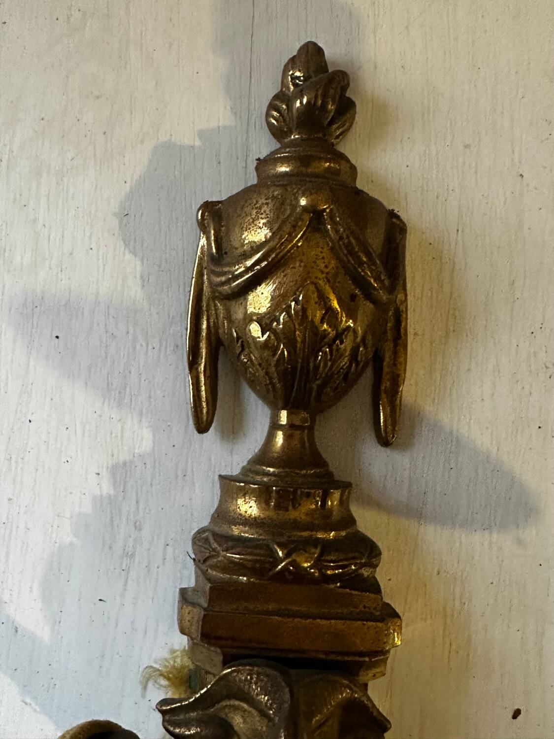 Brass wall sconce – goat head decoration – Louis XVI Empire style –