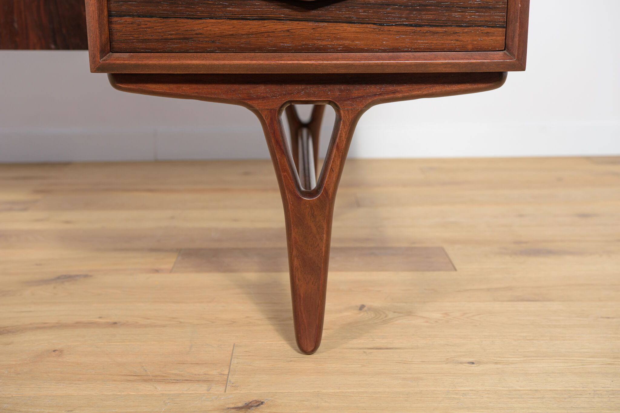 Mid-Century Freestanding Rosewood Desk, 1960s