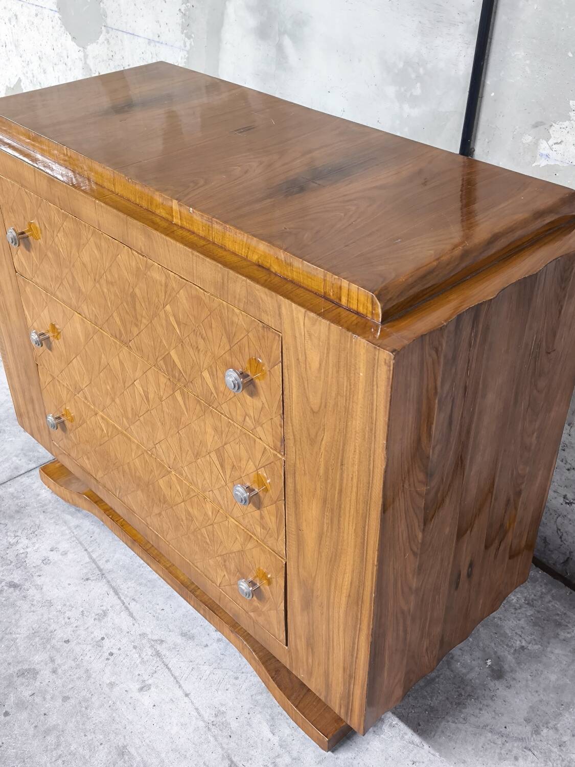Vintage Art Deco commode from the 1950s.