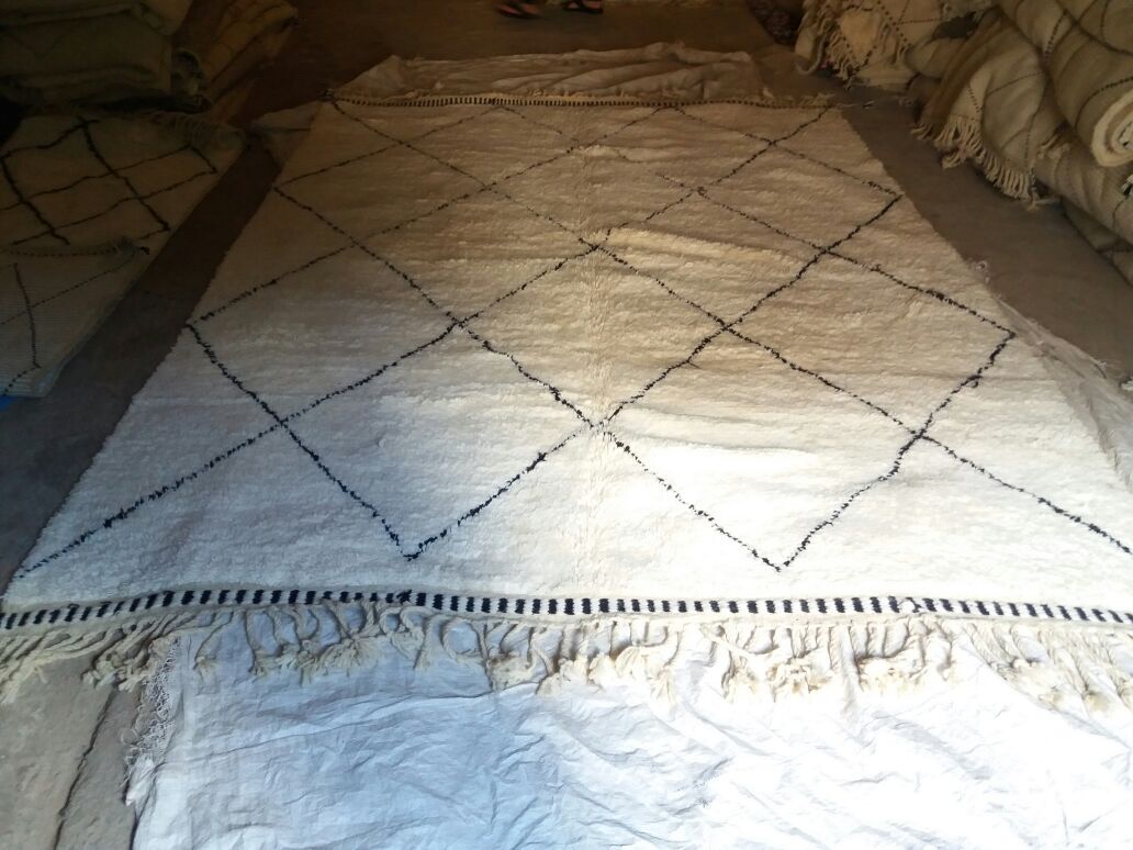 Lot of 10 carpet Berber