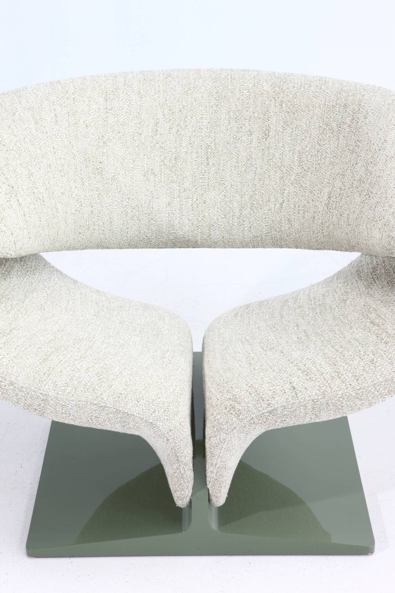 fauteuil "Ribbon Chair" de Pierre Paulin édition Artifort