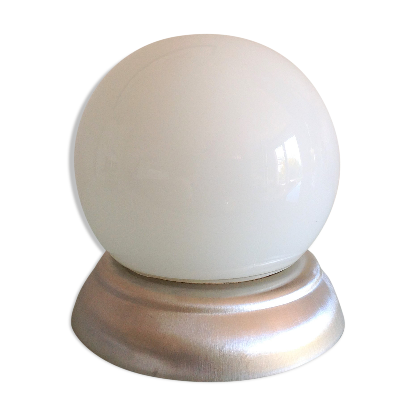 Ceiling lamp globe in white opaline and brushed metal