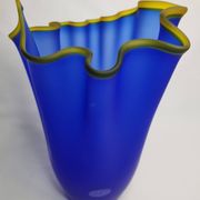 Vase handkerchief in vintage Murano glass, cobalt blue with yellow edging, 80s, 30 cm
