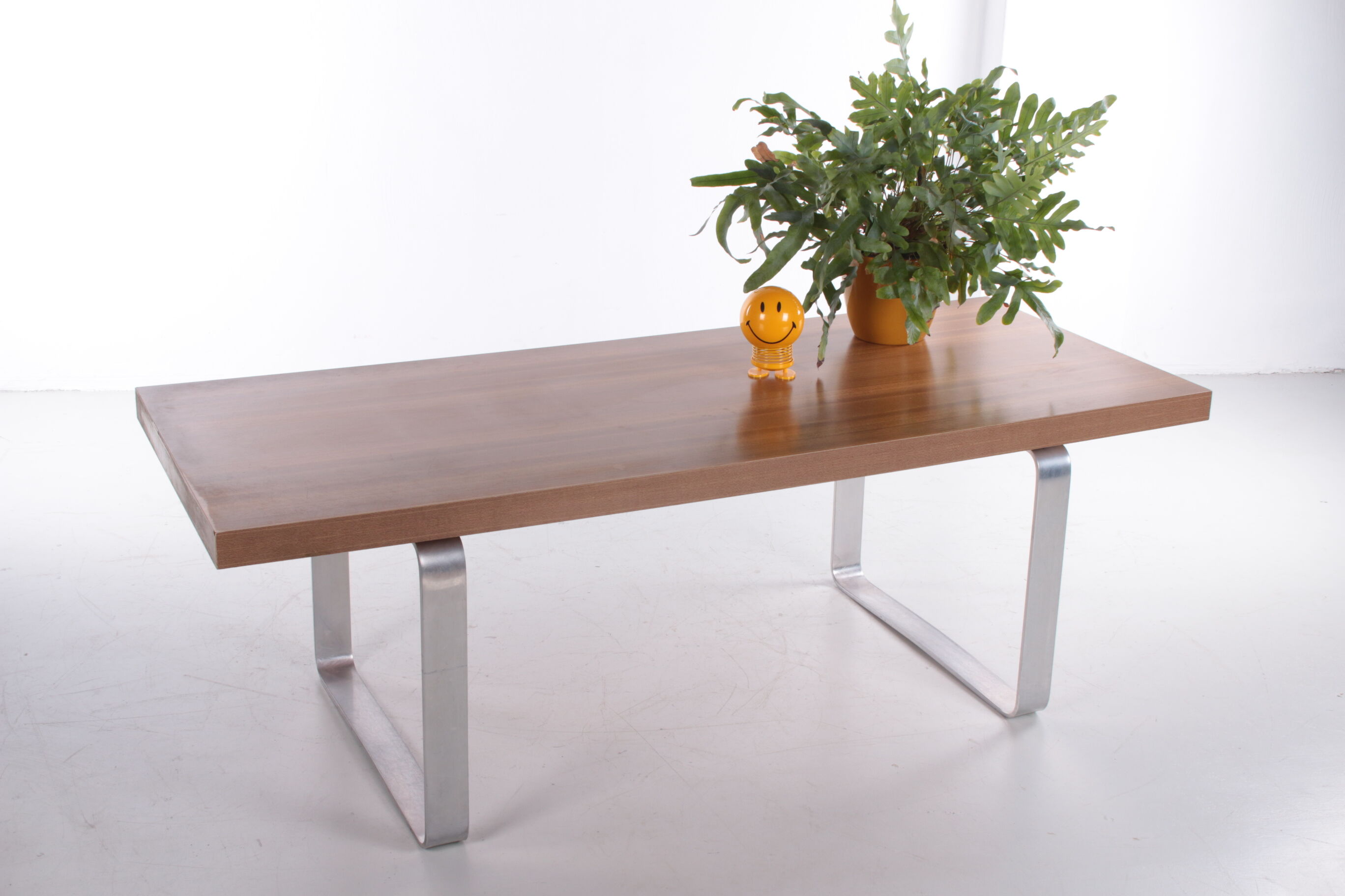 Retro Vintage Strakke Salontafel hout en chroom jaren 70