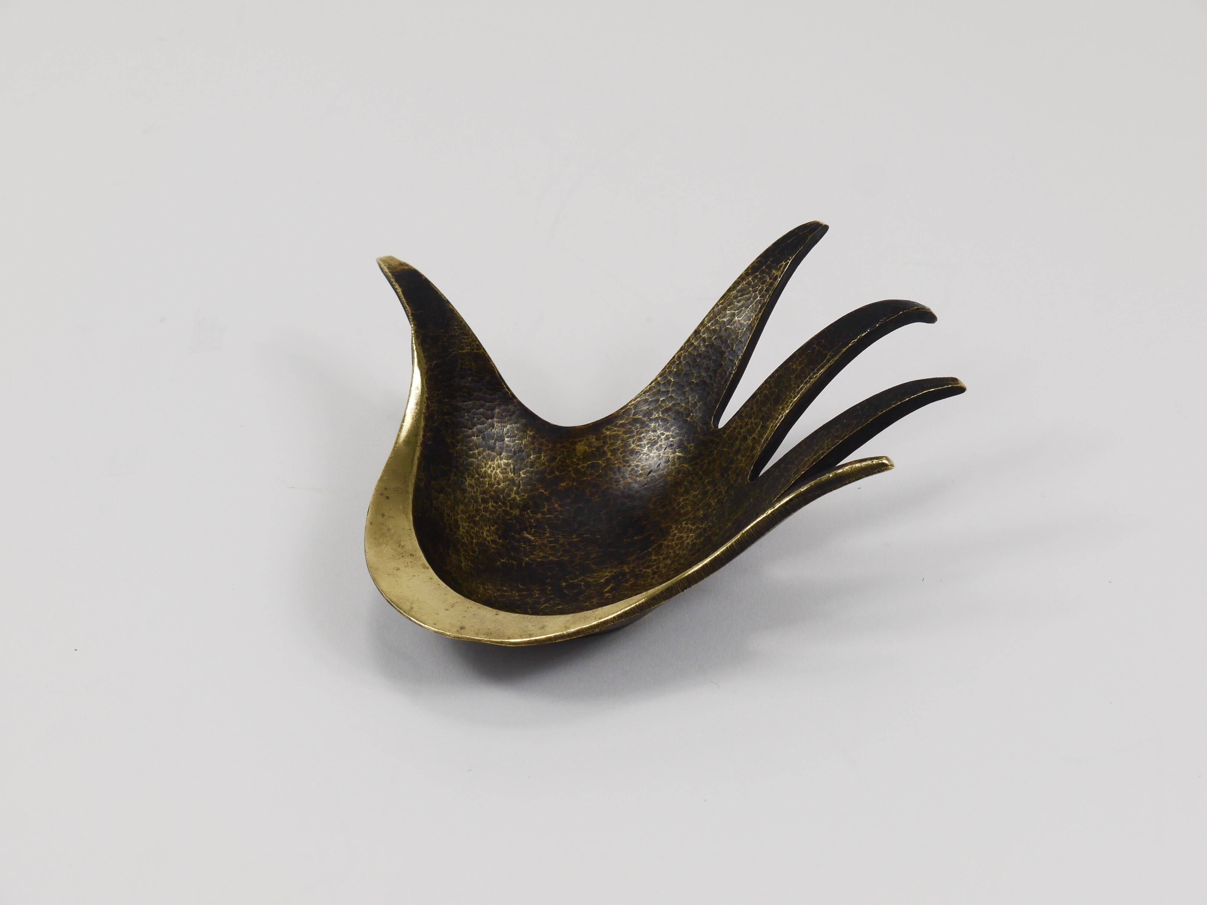 Bowl or sculptural ashtray in brass by Walter Bosse, Herta Baller, Austria, 1950s.