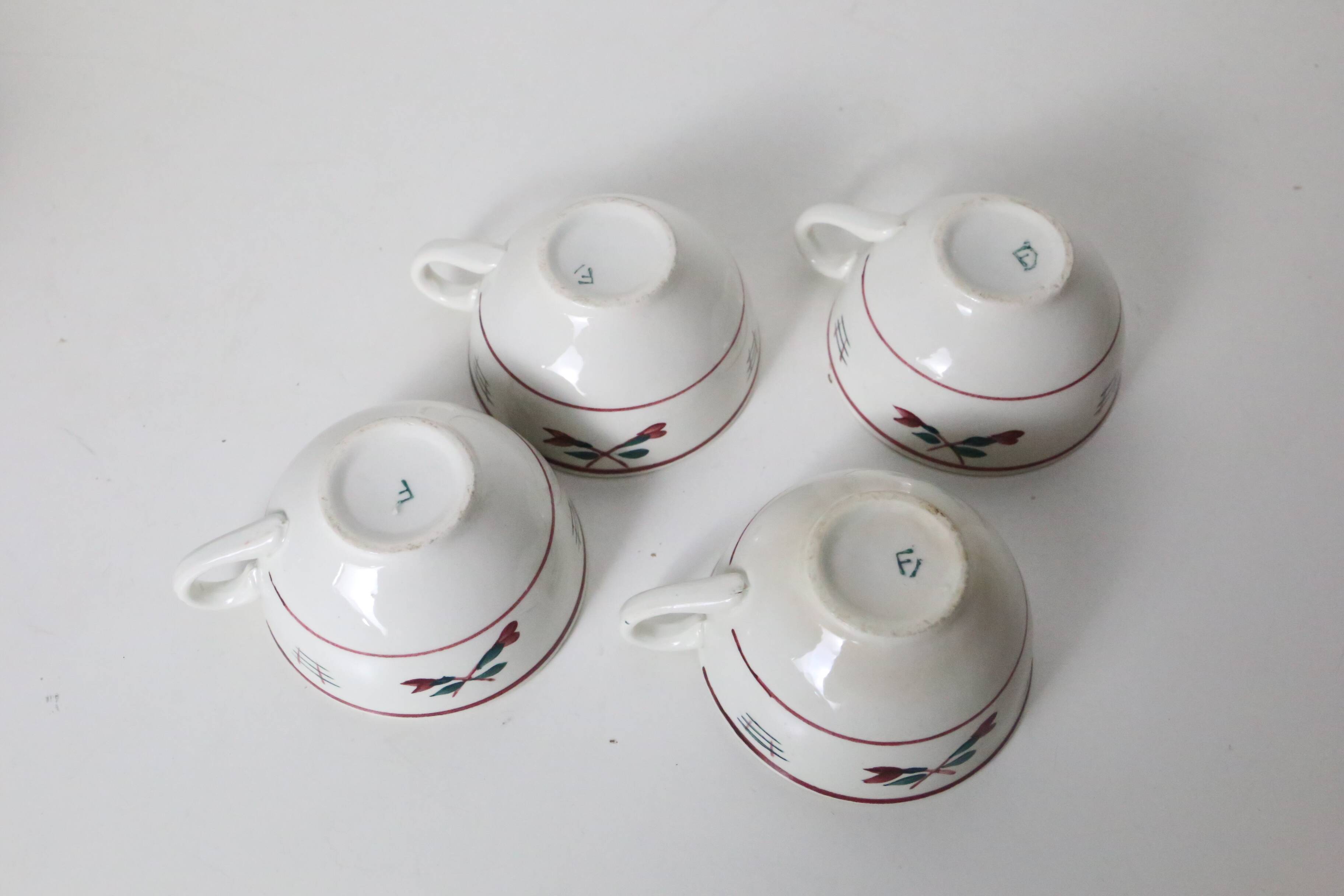 Set of 4 cups, vintage, French
