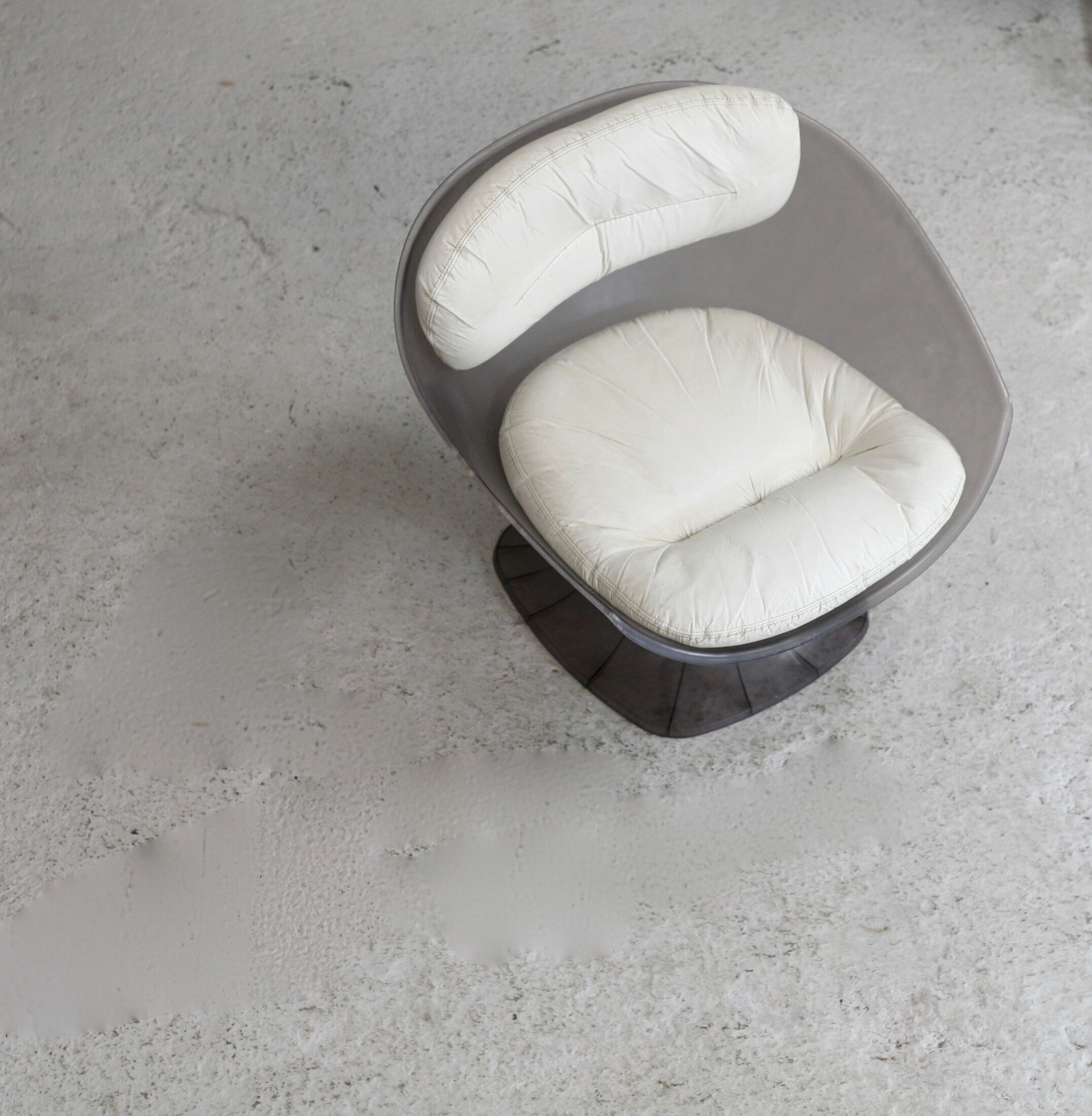 Chair of Raphael Raffel