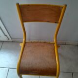 Chaise haute d'école vintage