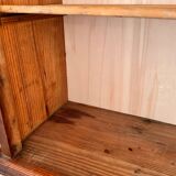 1900 wall display case