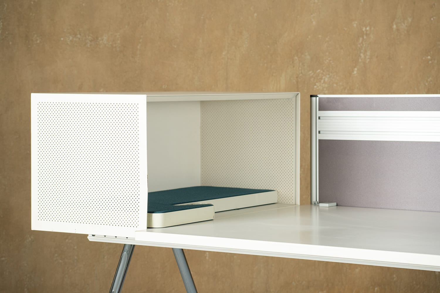 Bureau Vitra Ad Hoc par Antonio Citterio, Italie, années 1990.