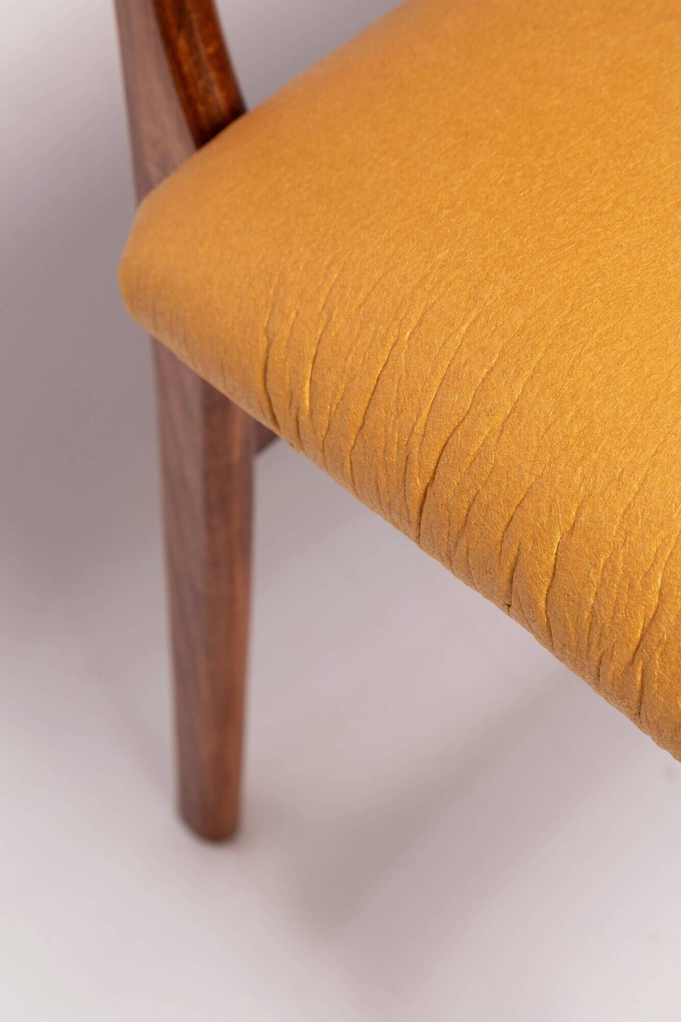Mid-Century Butterfly Dining Chair, Vegan Pineapple Leather, Europe, 1960s