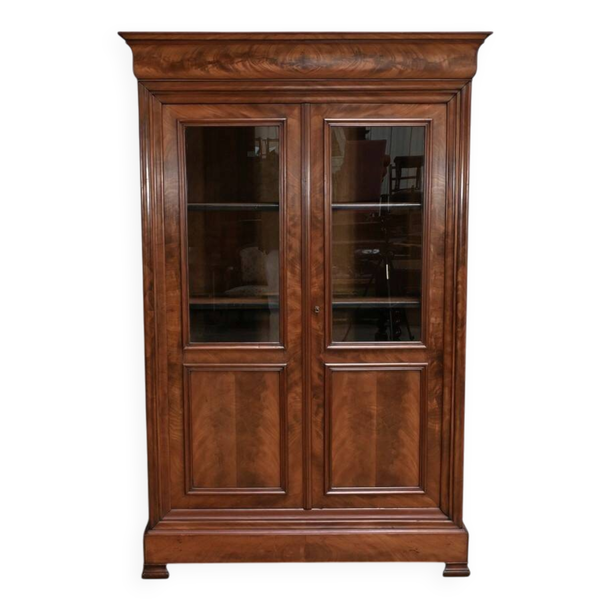 Mahogany Glass Bookcase, Restoration Period – Part 1 of the 19th Century