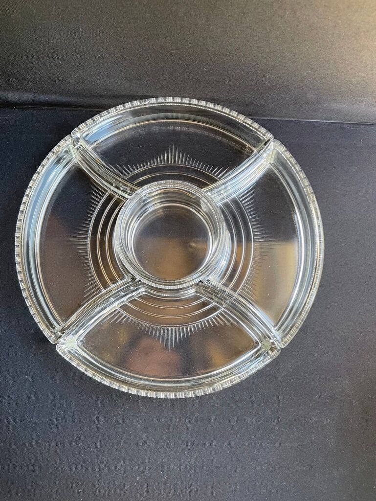 Plateau serviteur à hors d'oeuvres compartimenté (1)