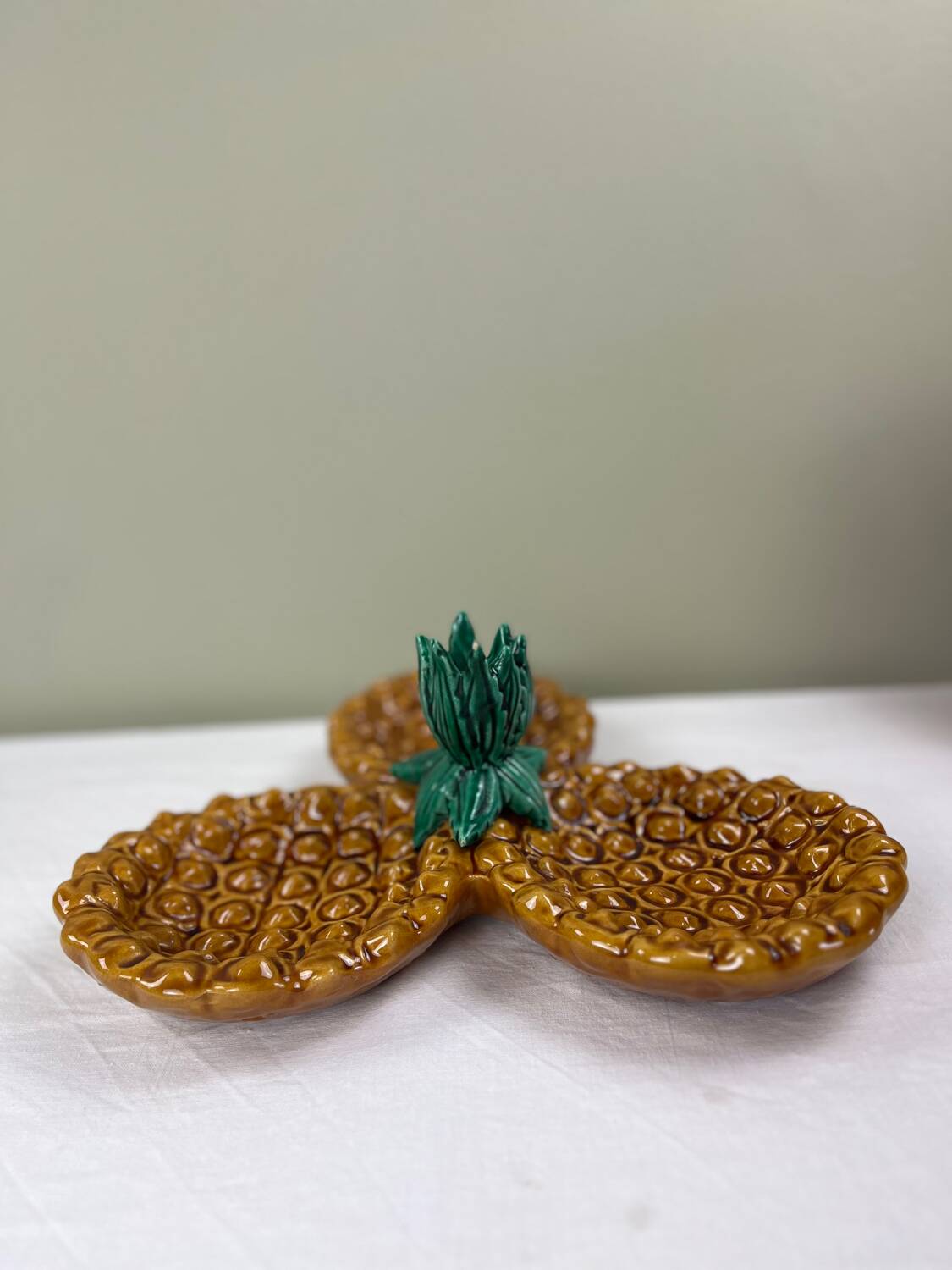 Vallauris Pineapple Fruit Bowl