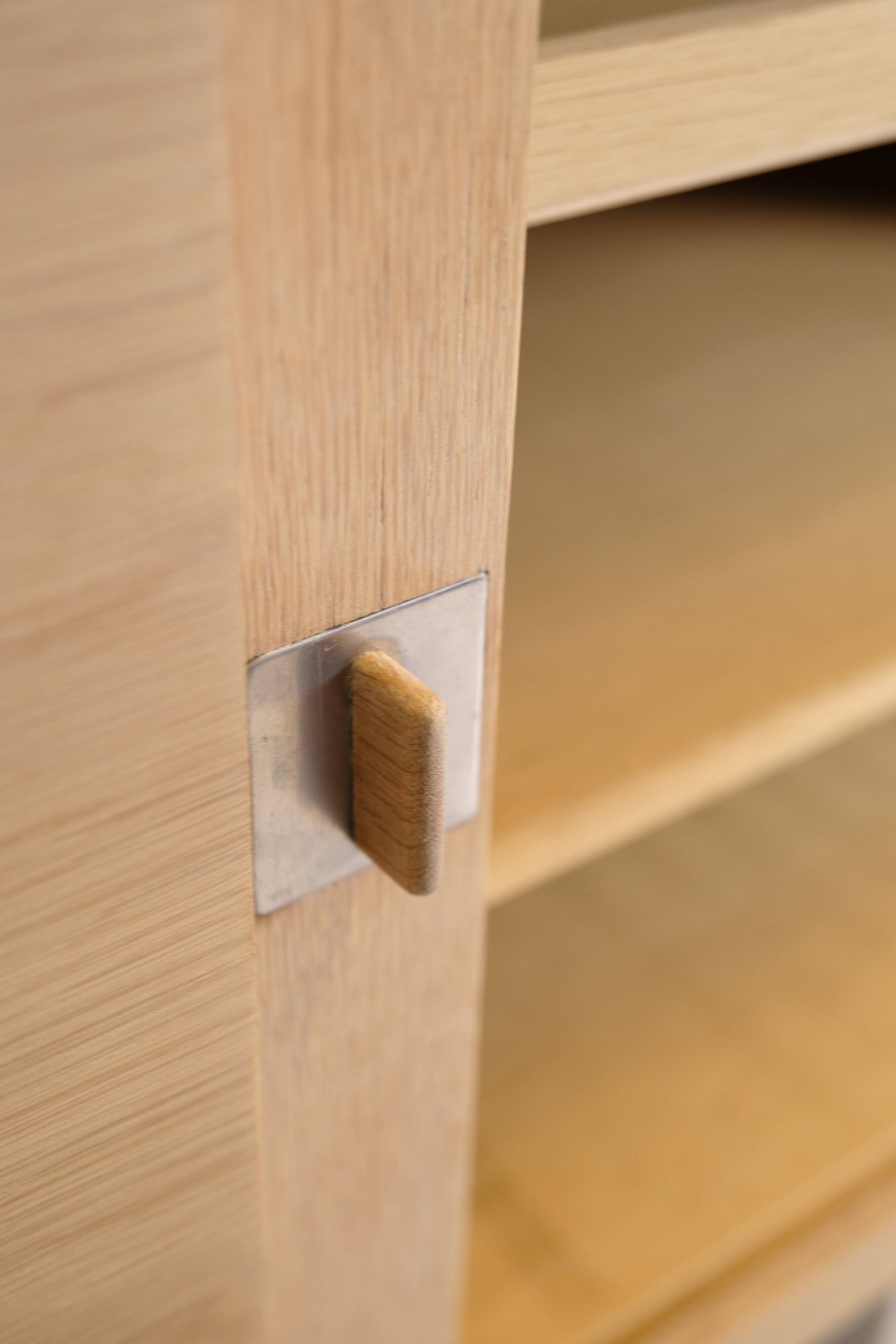 Buffet modèle RY-25 fabriqué en chêne par Hans J. Wegner pour RY Furniture des années 1960