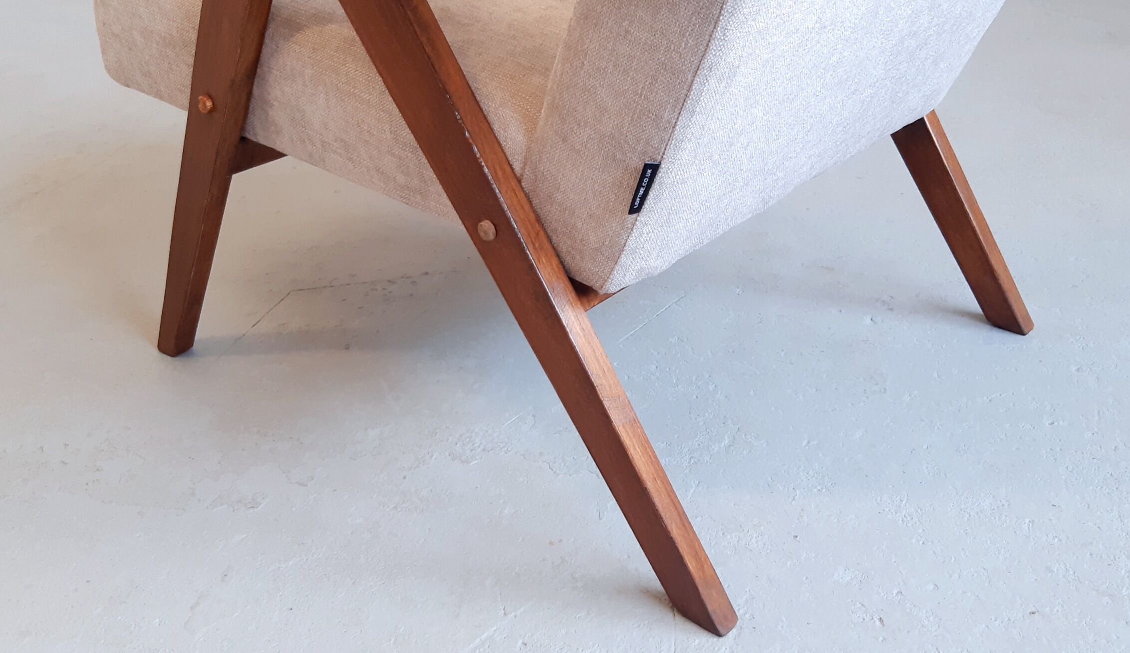 Armchair model B 310 Var, 1960