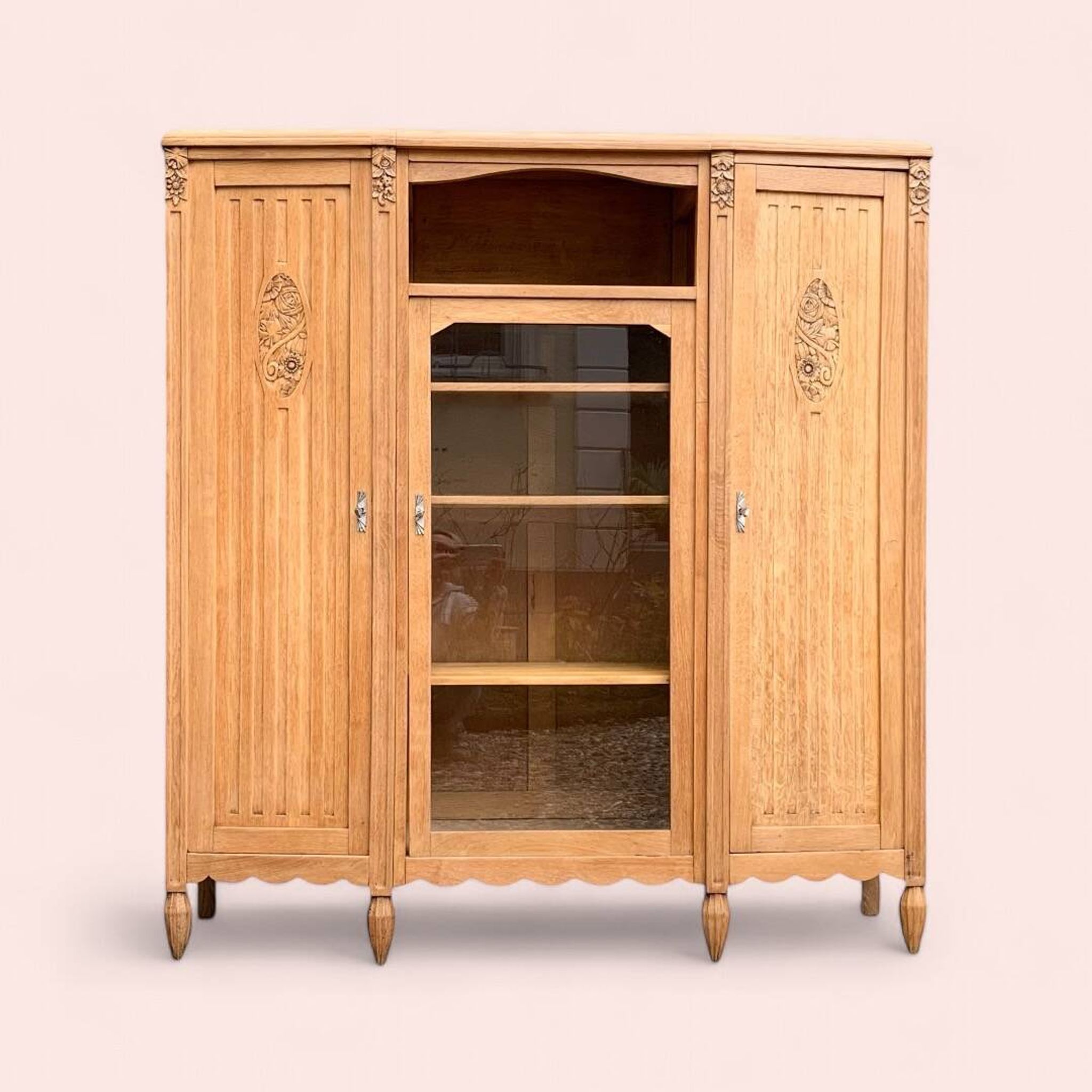 Asymmetrical Art Deco glass-fronted Parisian wardrobe in raw oak, 1930.