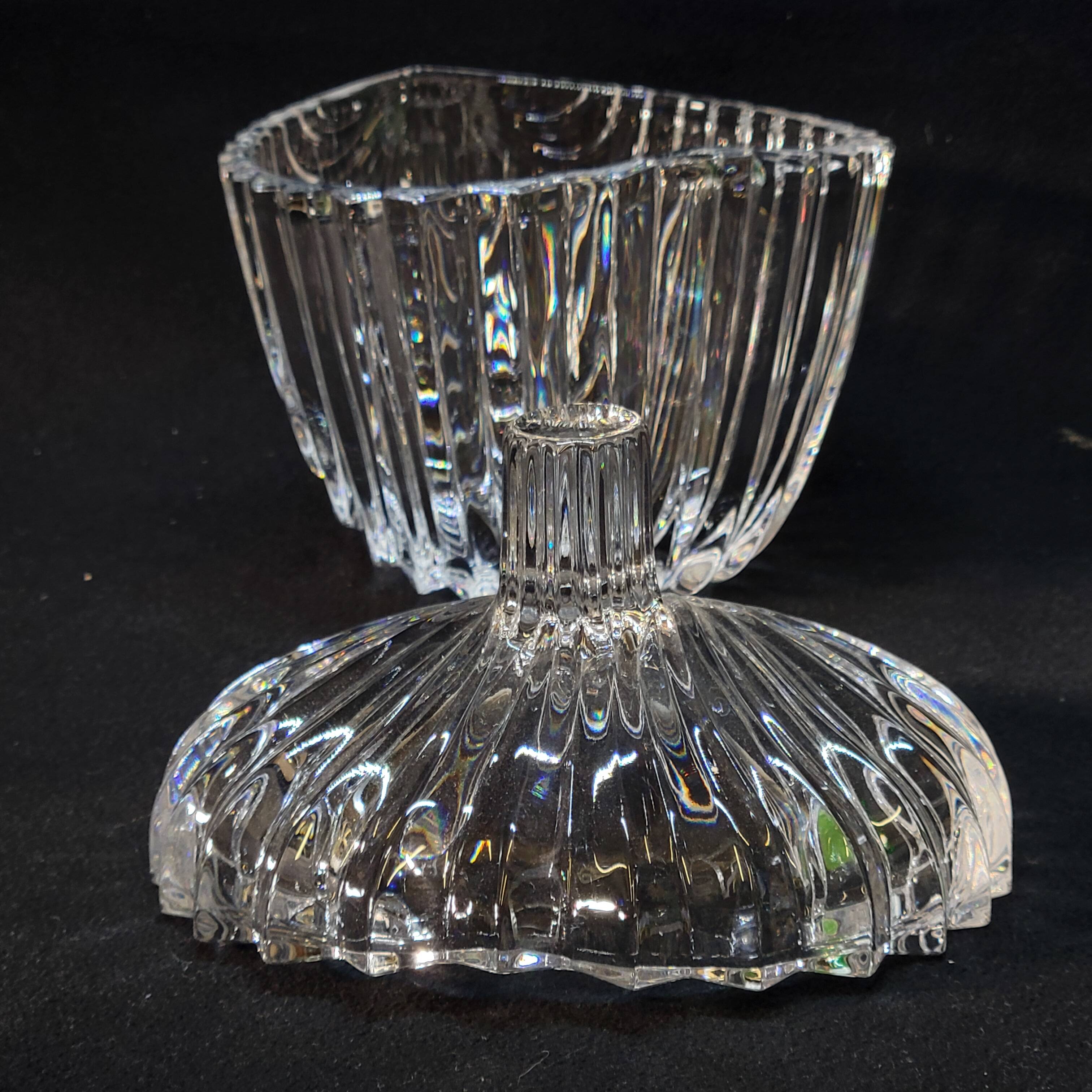 Covered box in villeroy and boch crystal shell shape vintage